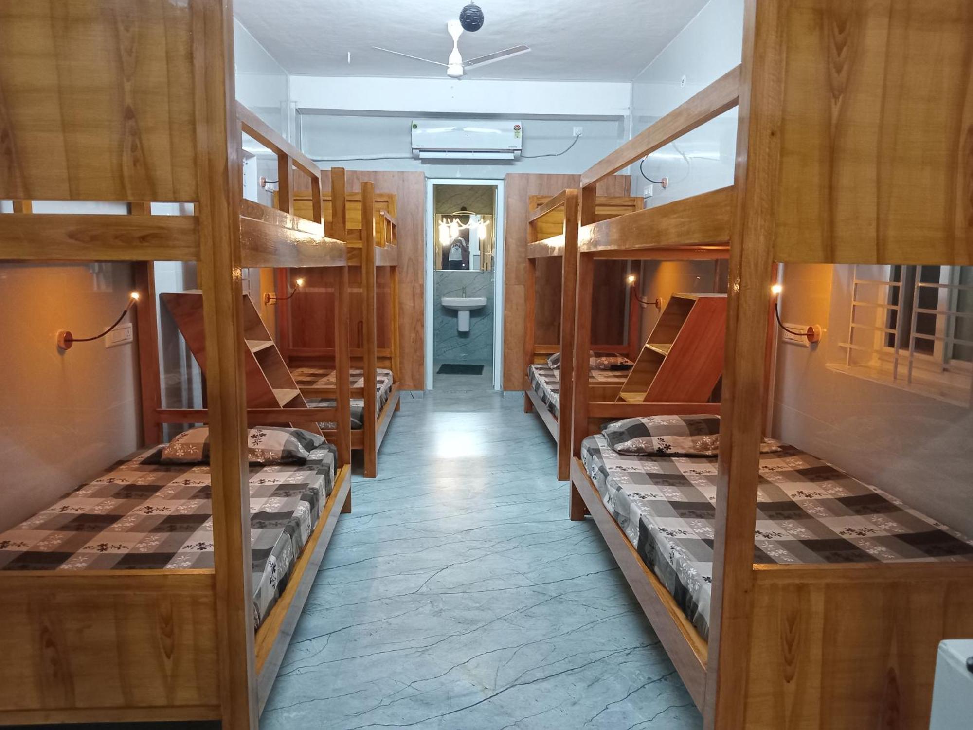 Criston Home Stay Мадурай Екстер'єр фото
